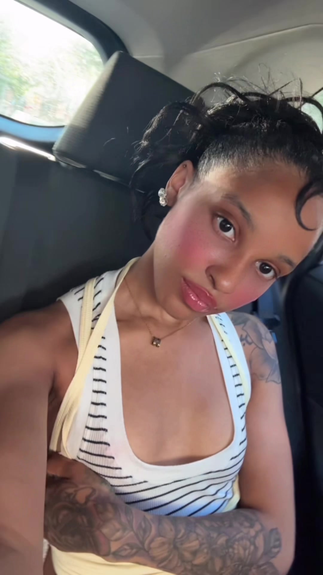 @Shayloamigo