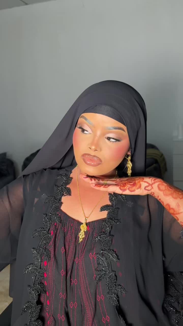 @Makeupbysalma
