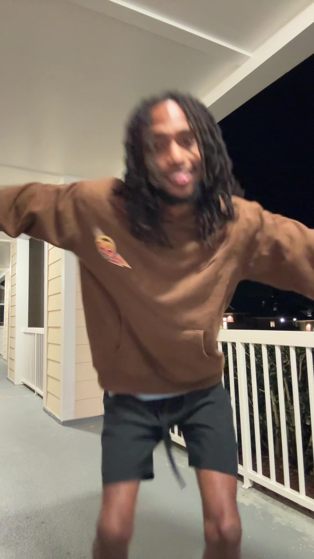 @Tj⭐️