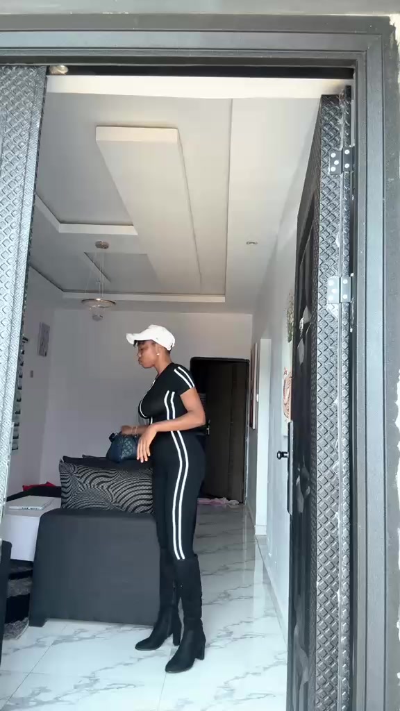 @🦋Mish d selfish girl❤️🦋