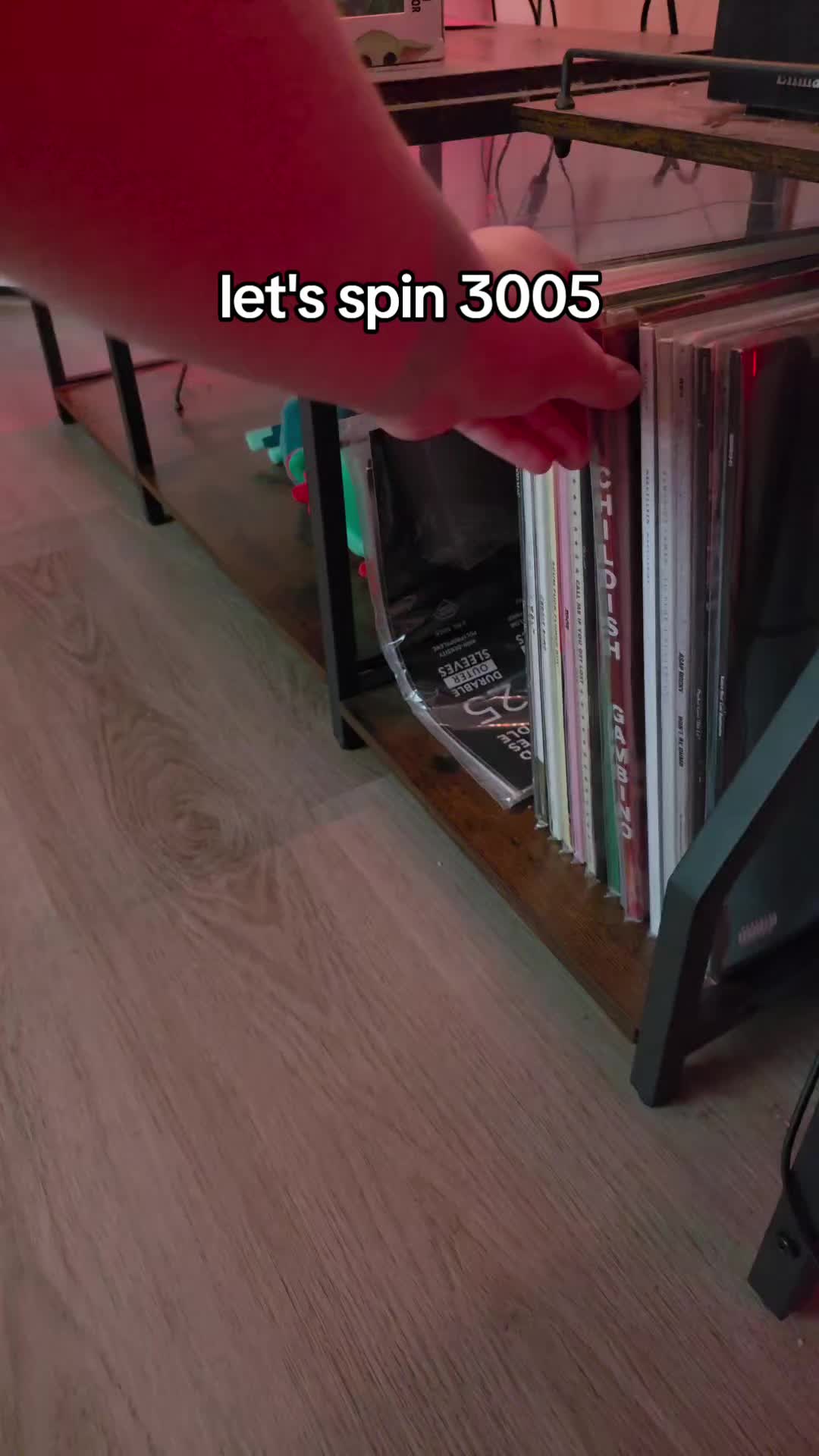 @O9