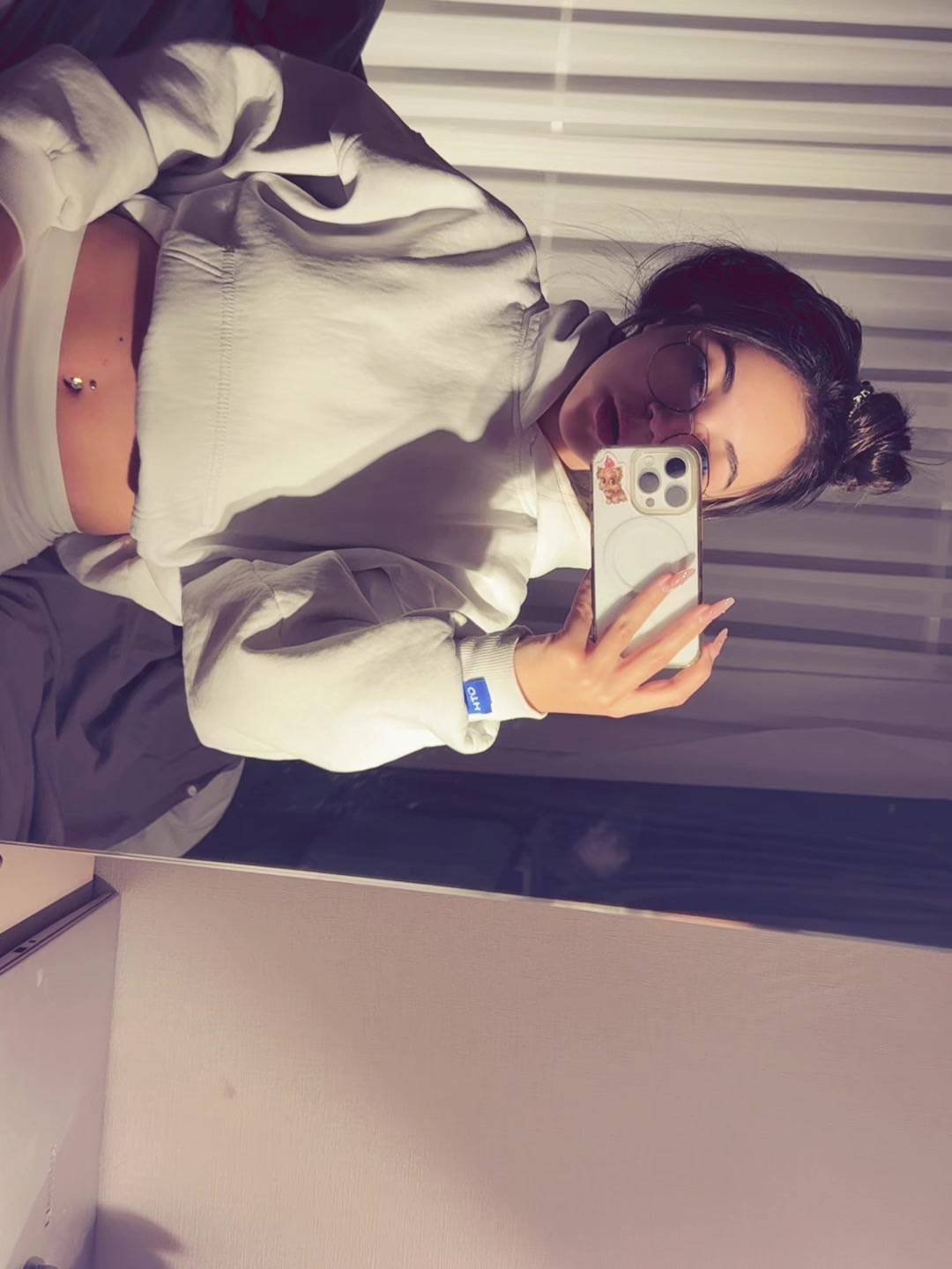 @Ikona