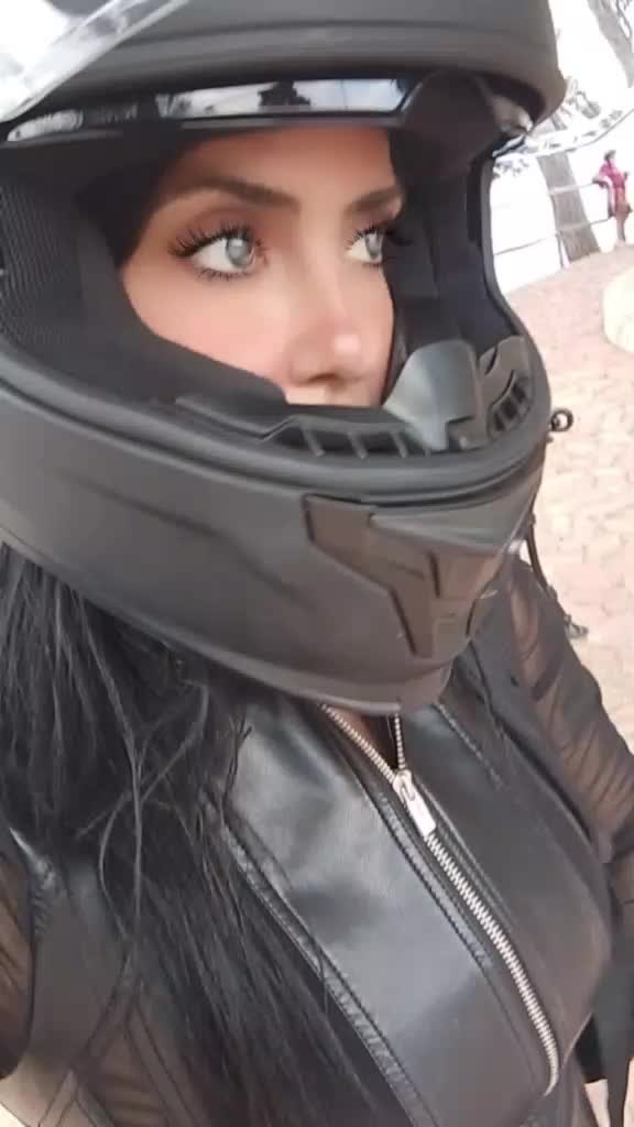 @Esmeralda