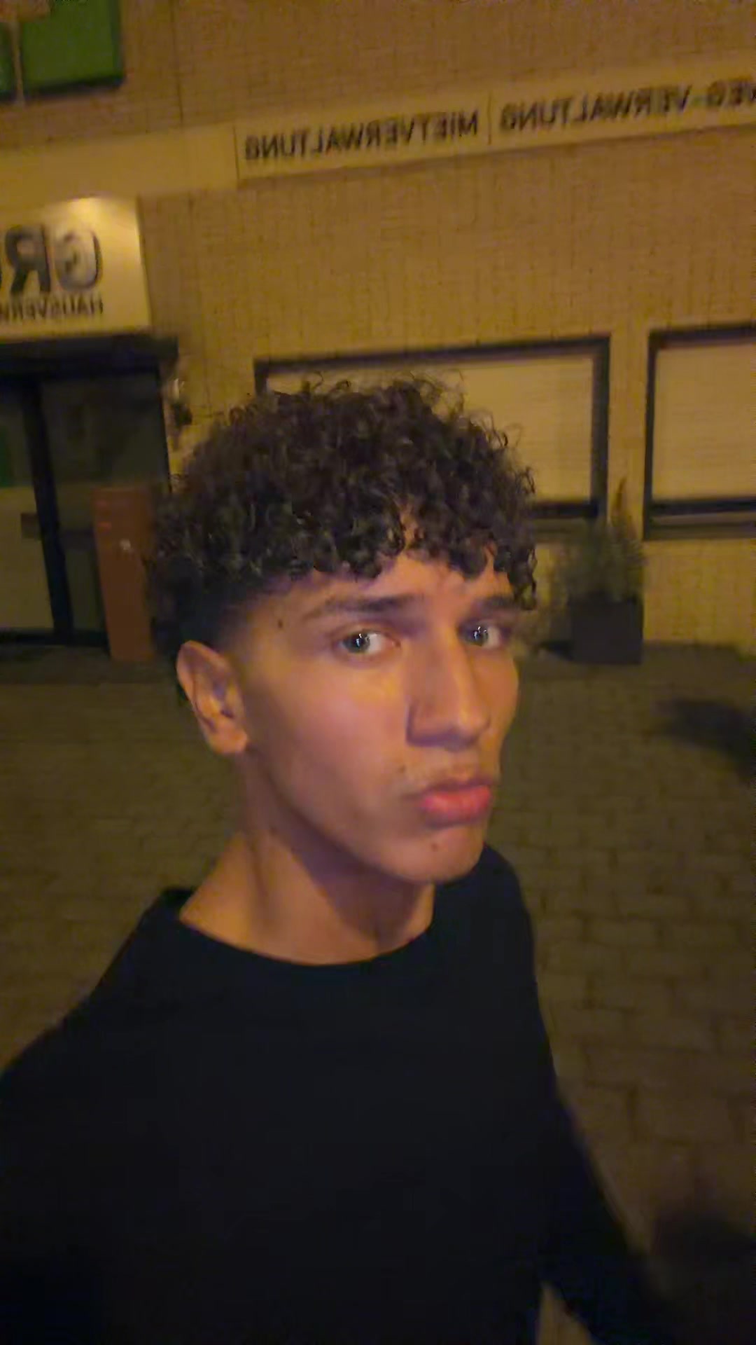 @JJ