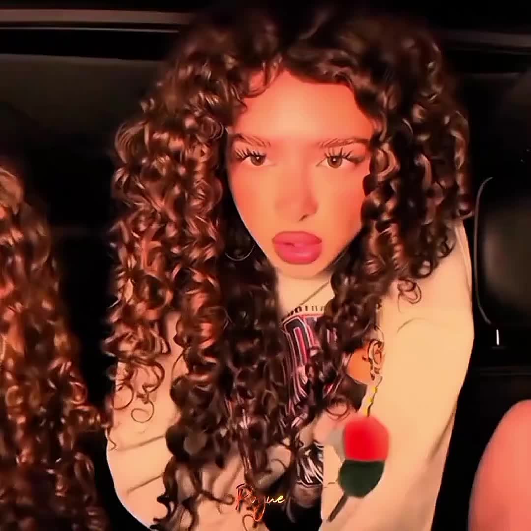 @𝐑𝐨𝐠𝐮𝐞 ★