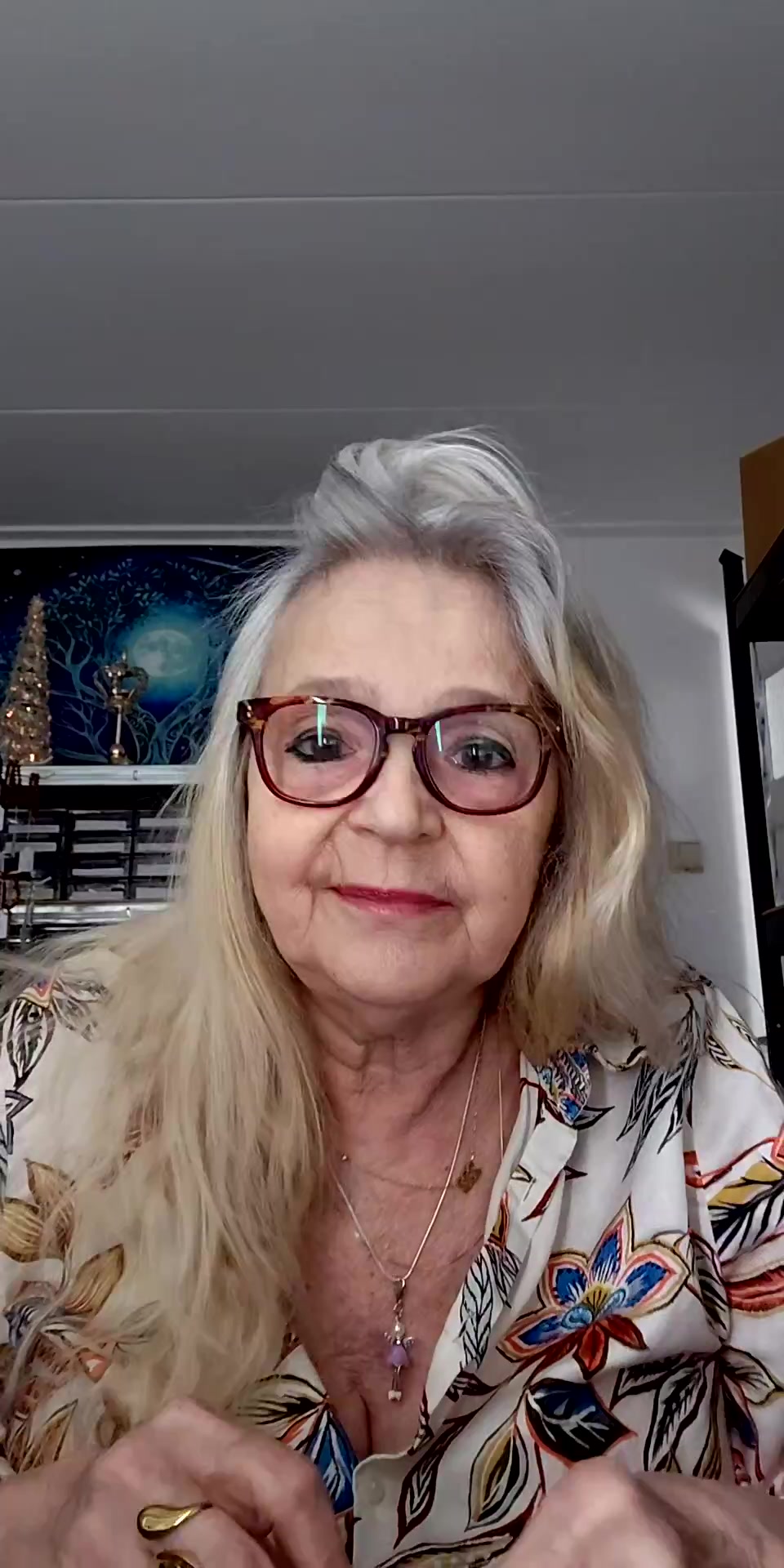 @Marianne Angeldust Medium