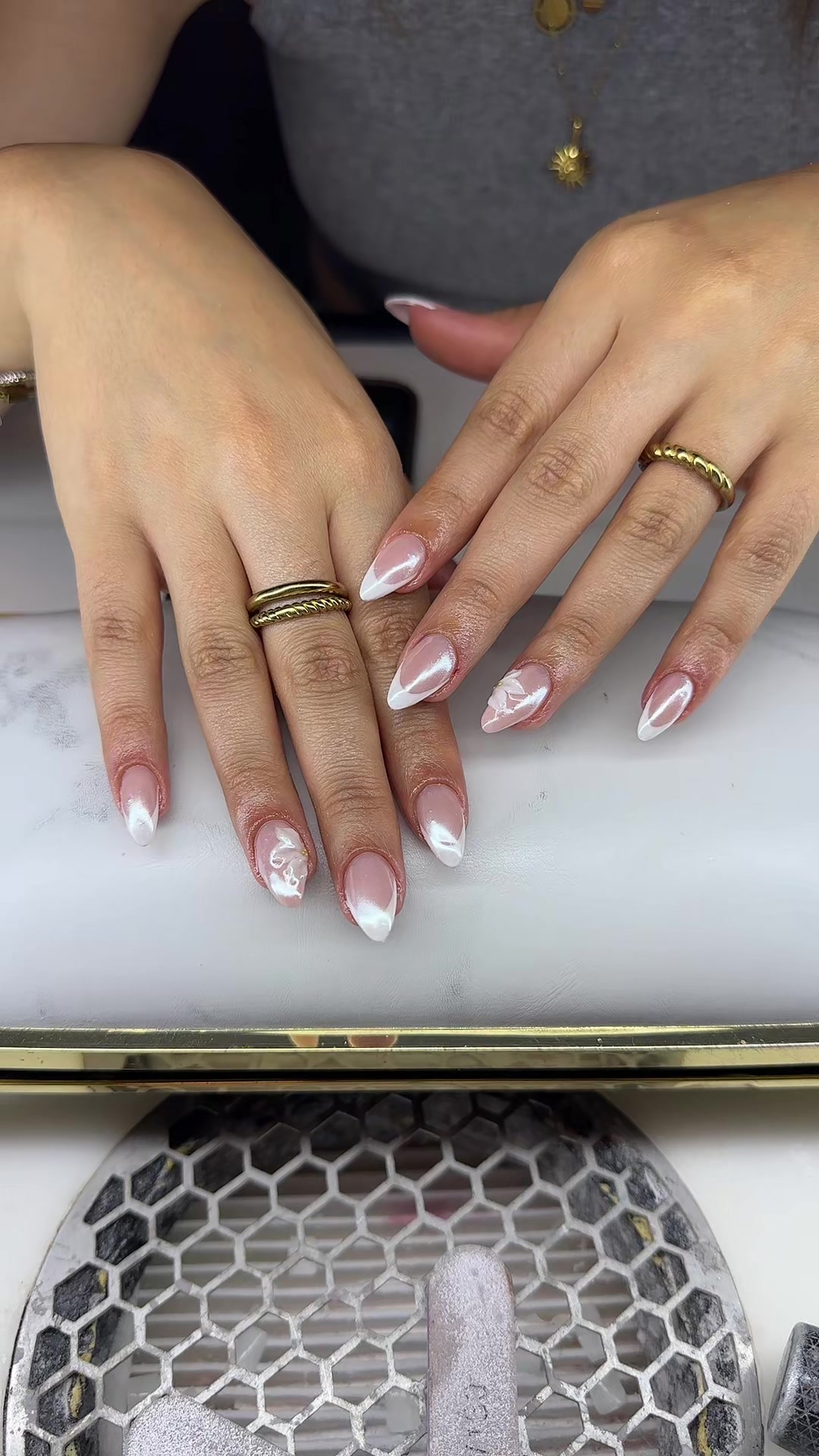 @Hairartist_nails