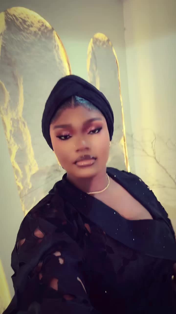 @AMINAT ✨️🤍
