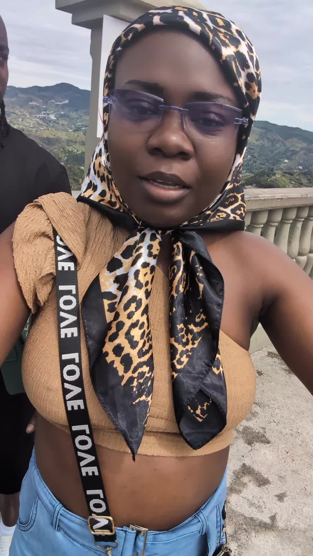 @onlypeaceandlovehere