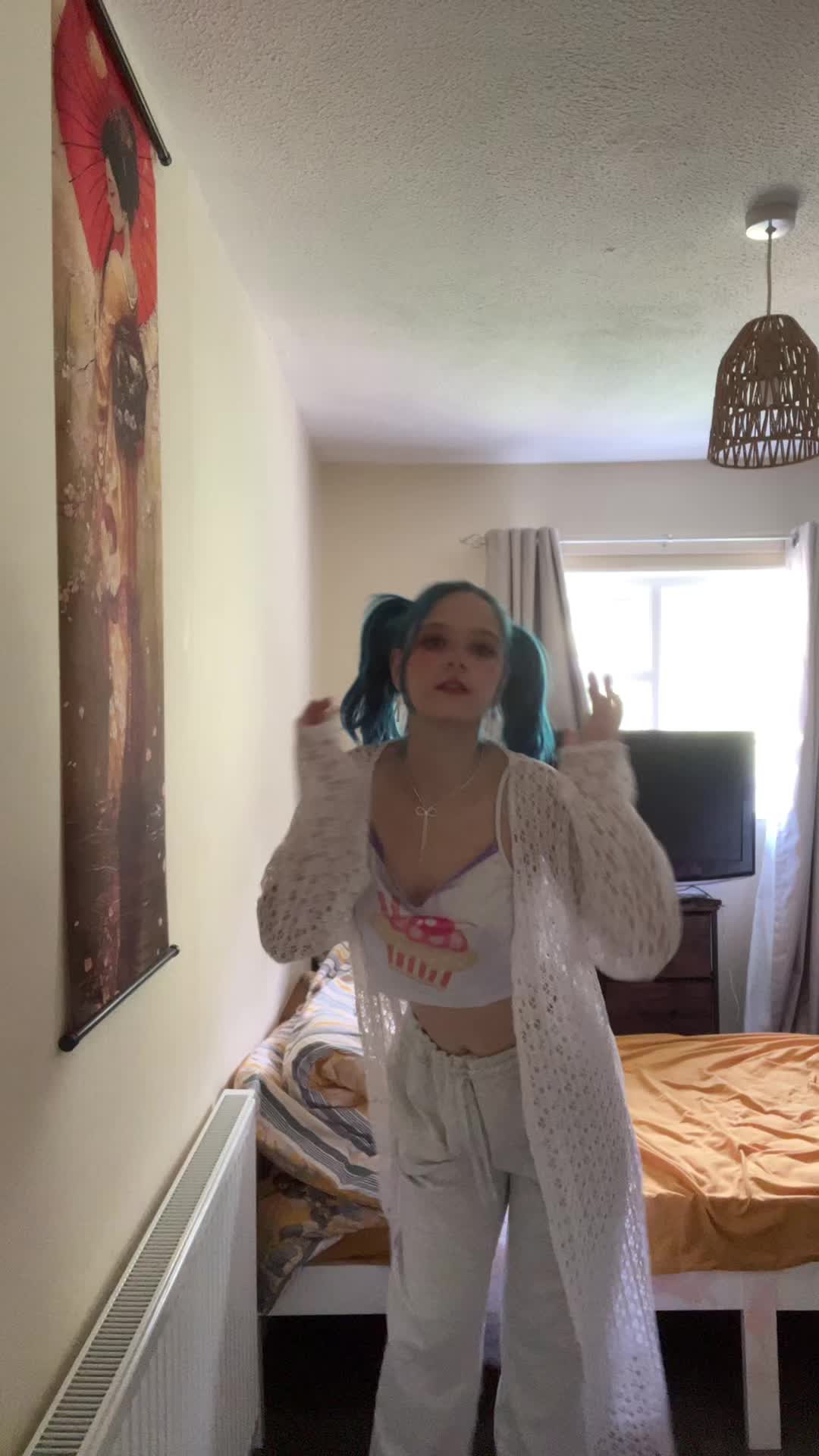 @_jamielee_evans_gee_