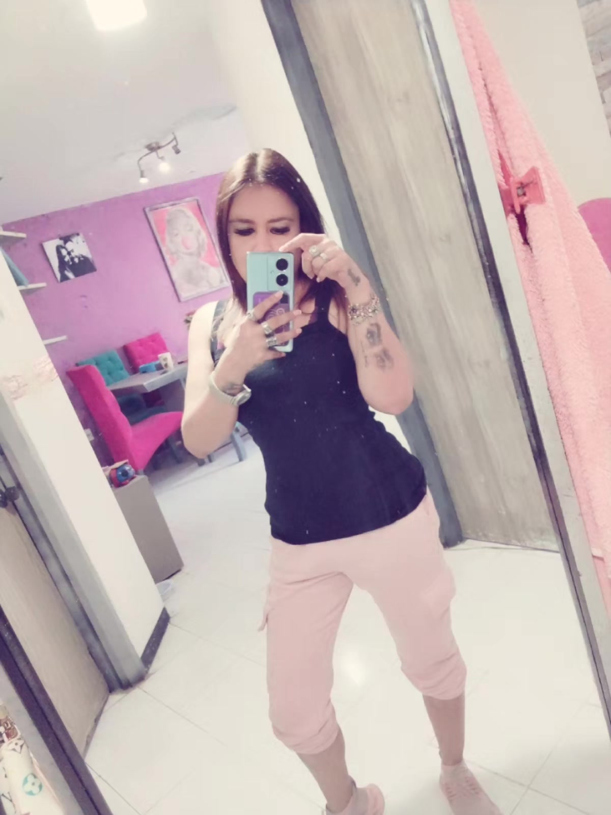 @alehoss