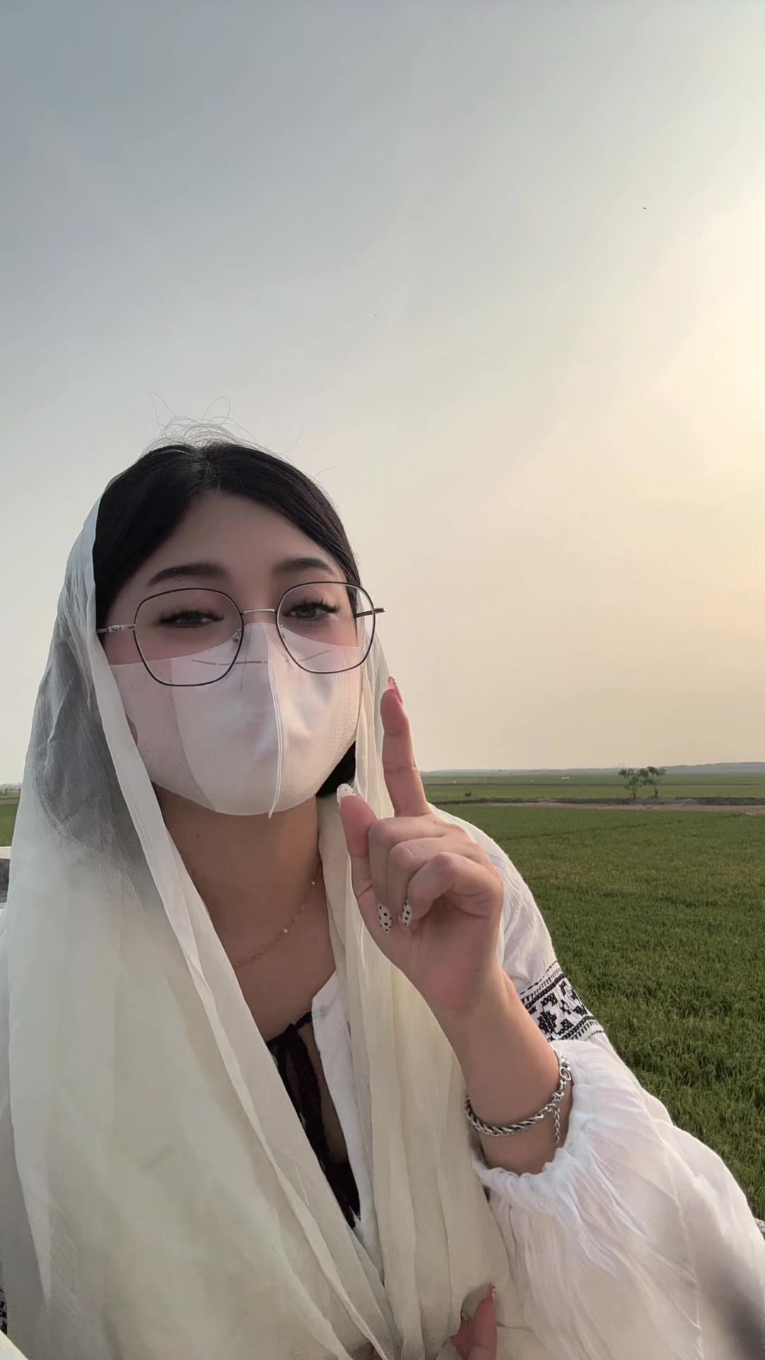 @𝐀𝐲𝐮_𝐑𝐚𝐡𝐚𝐧𝐢