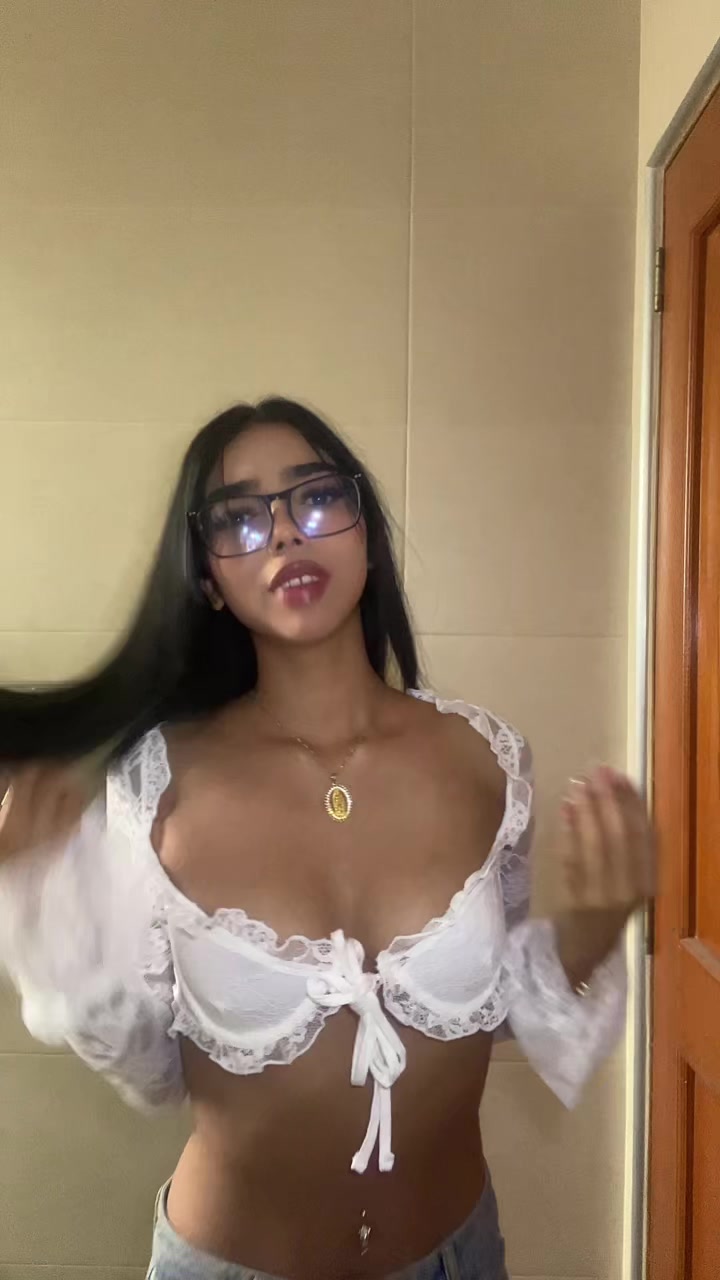 @𝘤𝘢𝘮𝘪 🎀
