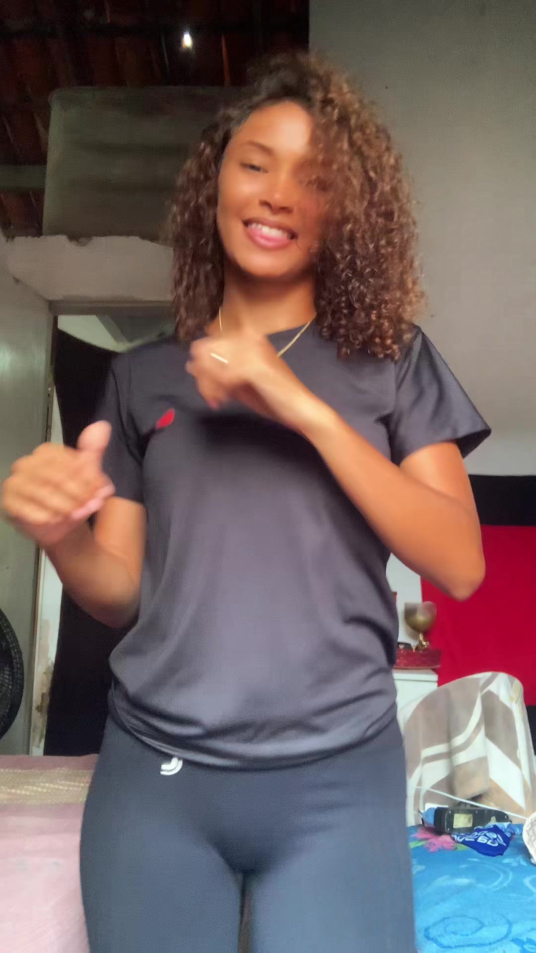 @mmariiaofc