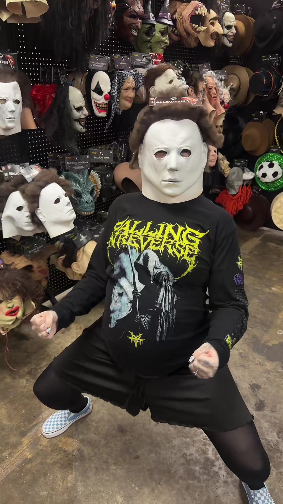 @cursedcarissa