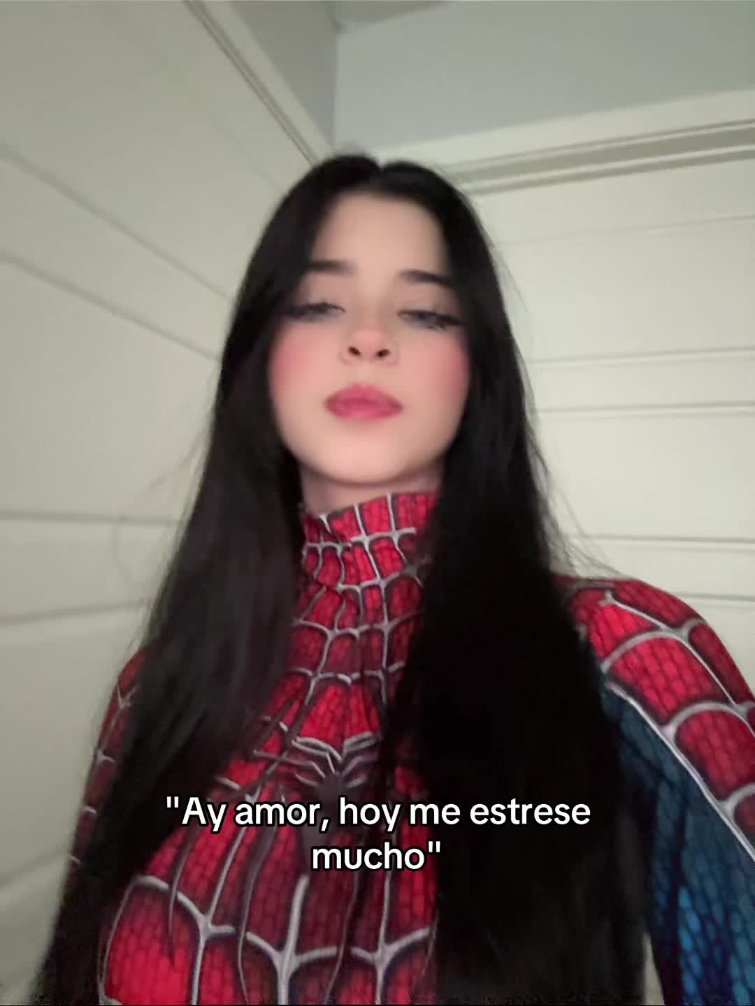@￴ ᴠᴀʟᴇɴ ᴊ&sup2;&sup1;