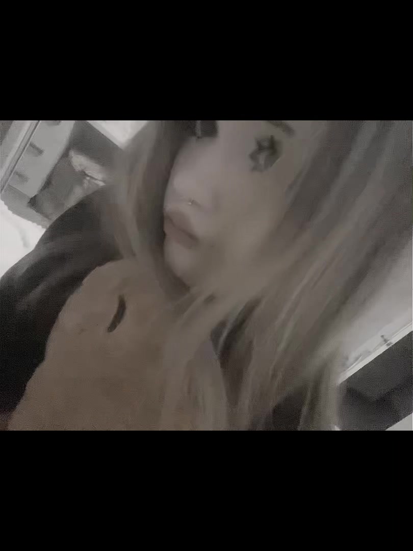 @sshitcaaat
