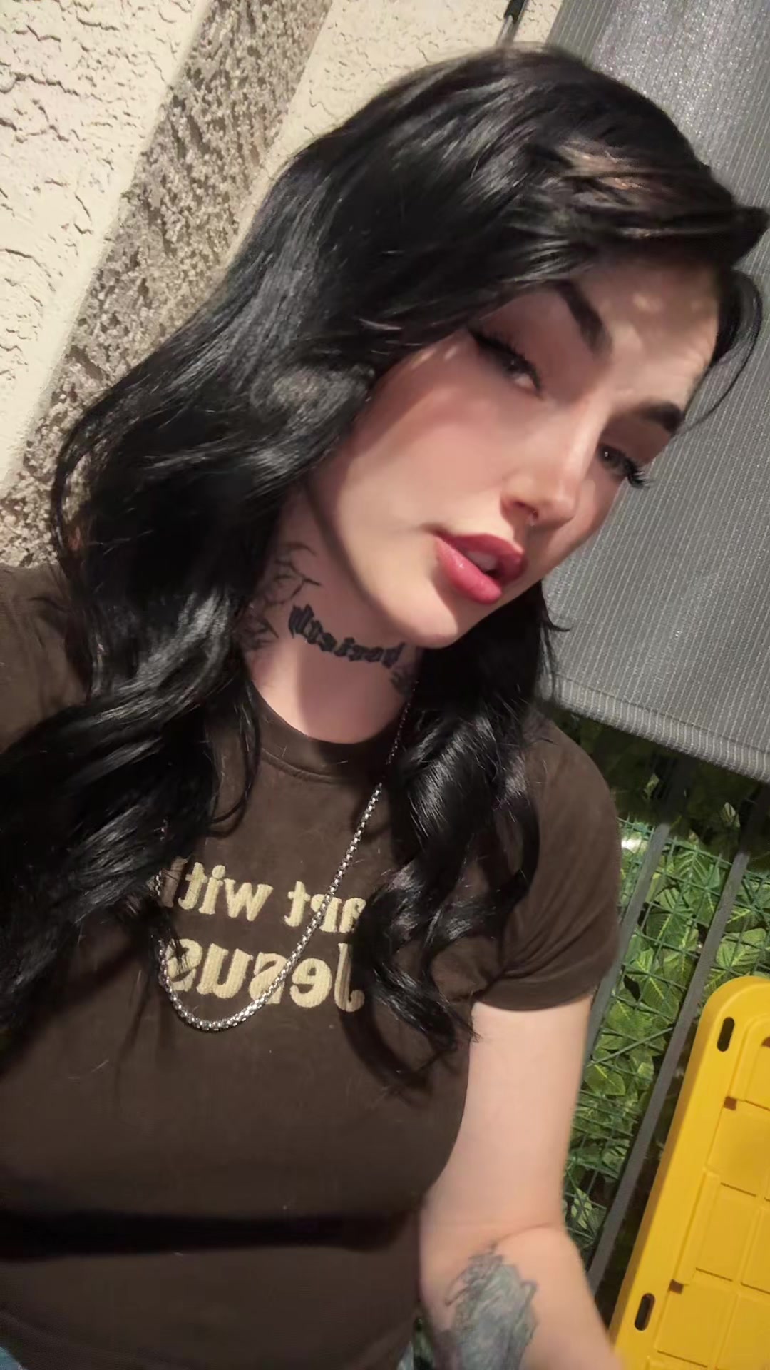@Feral Barbie 🥀
