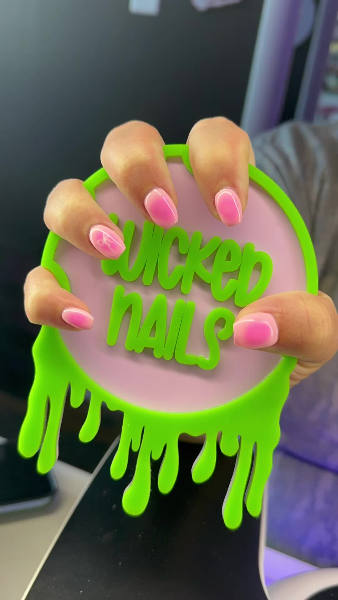@Abbruhgail 🖤✨