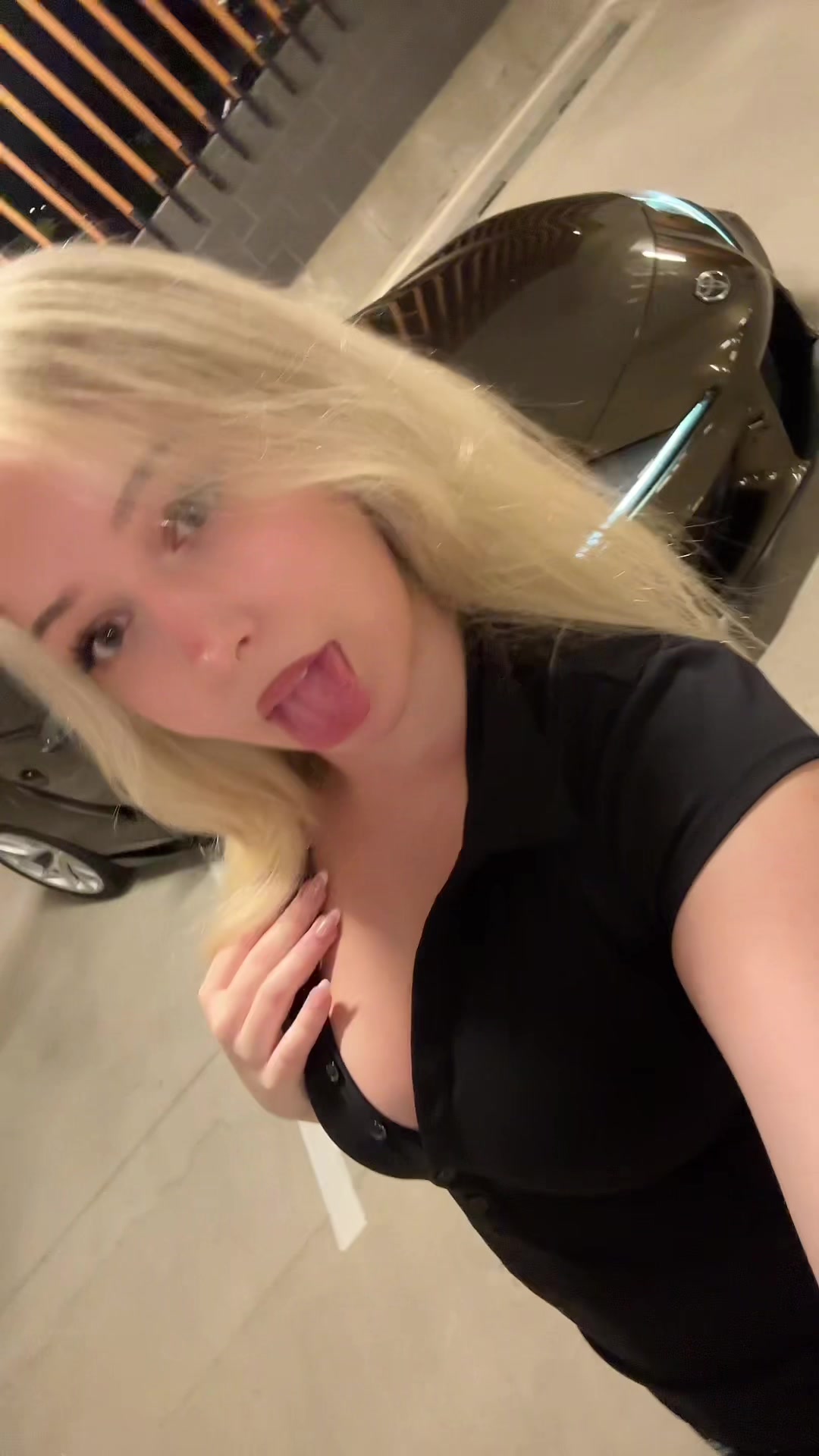@sis