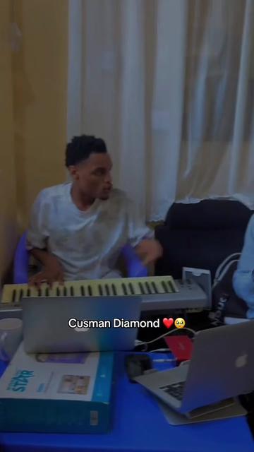 @ᑕᗩᗪᗩᑎI 🎗️💙