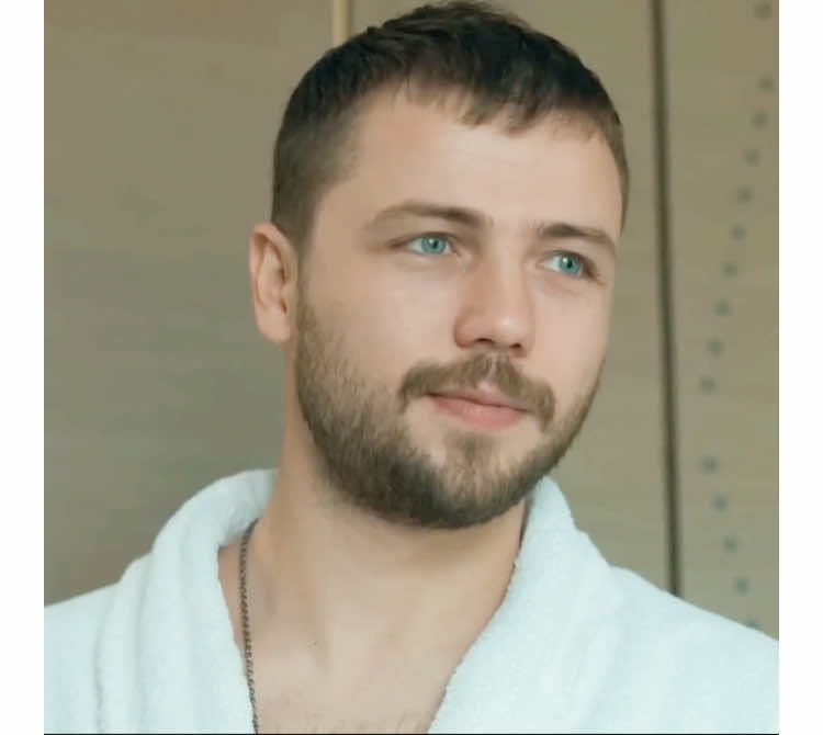 @𝑯𝒂𝒏𝒐𝒖𝒇