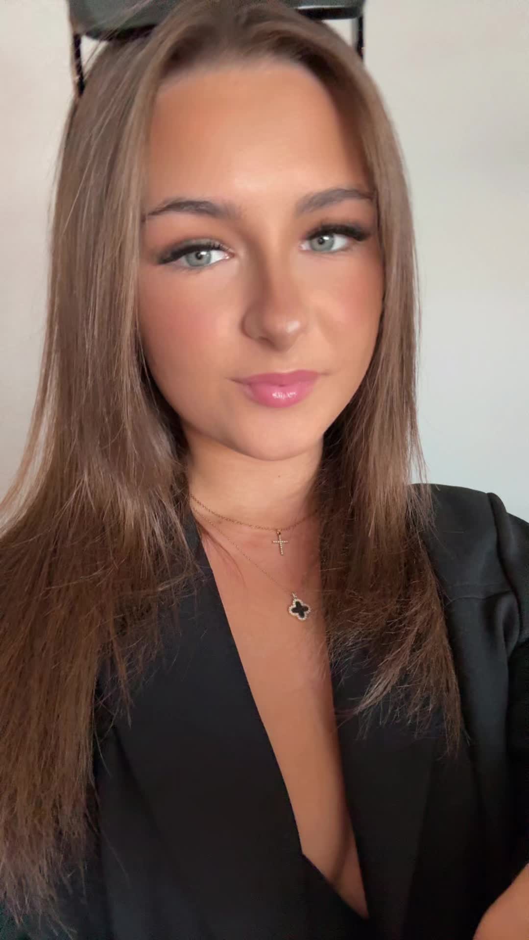 @minela