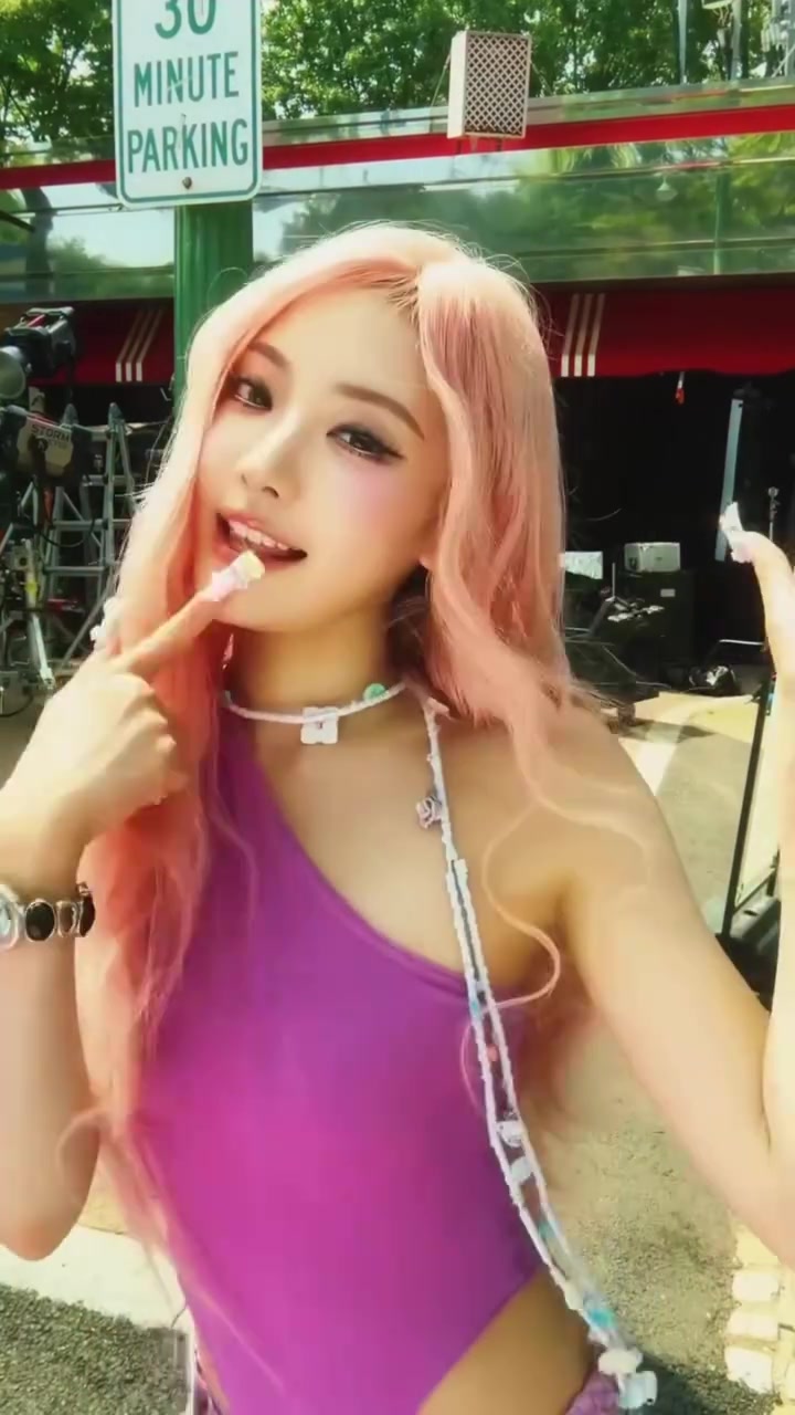 @🤗