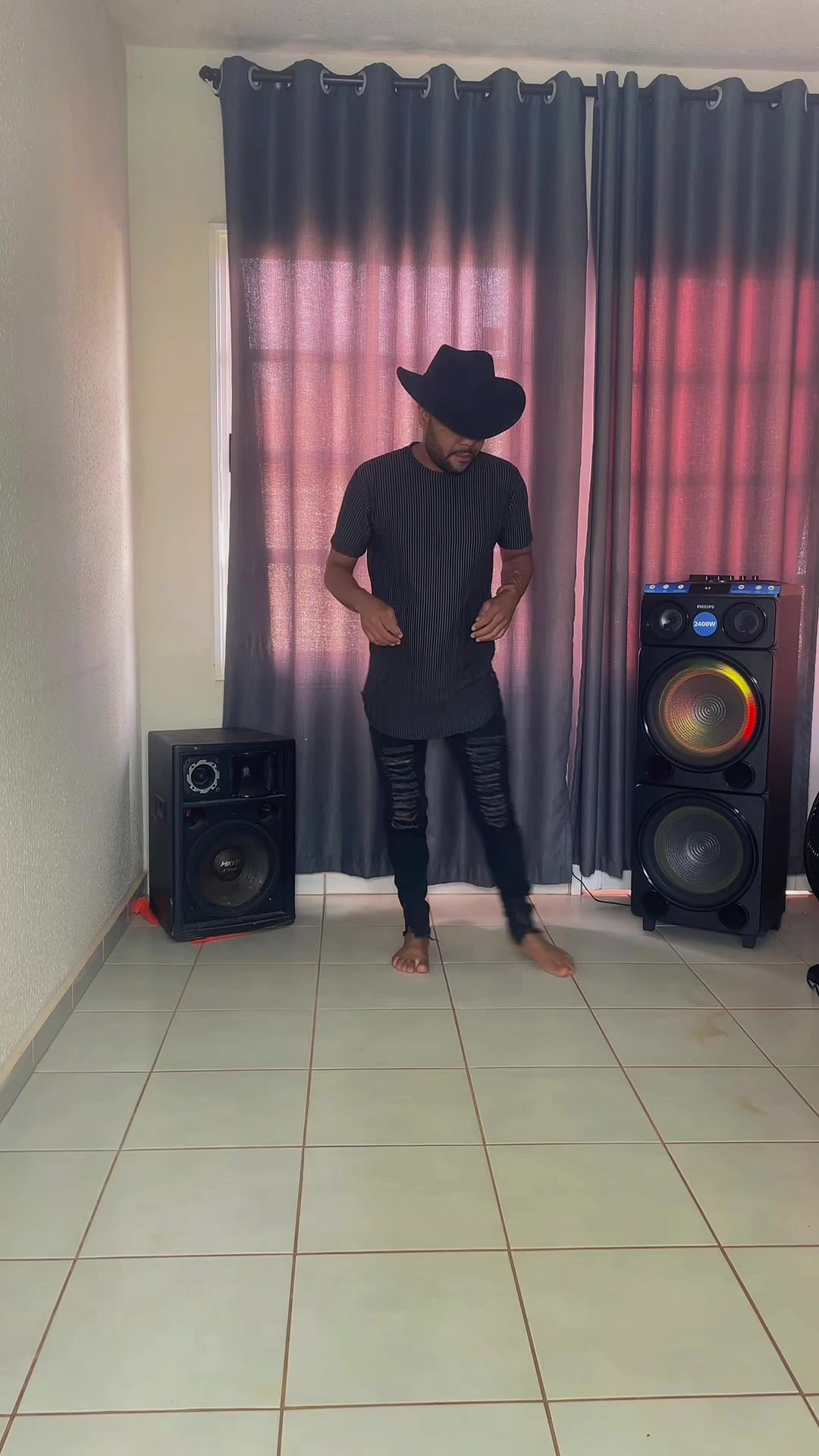 @Van_Hits