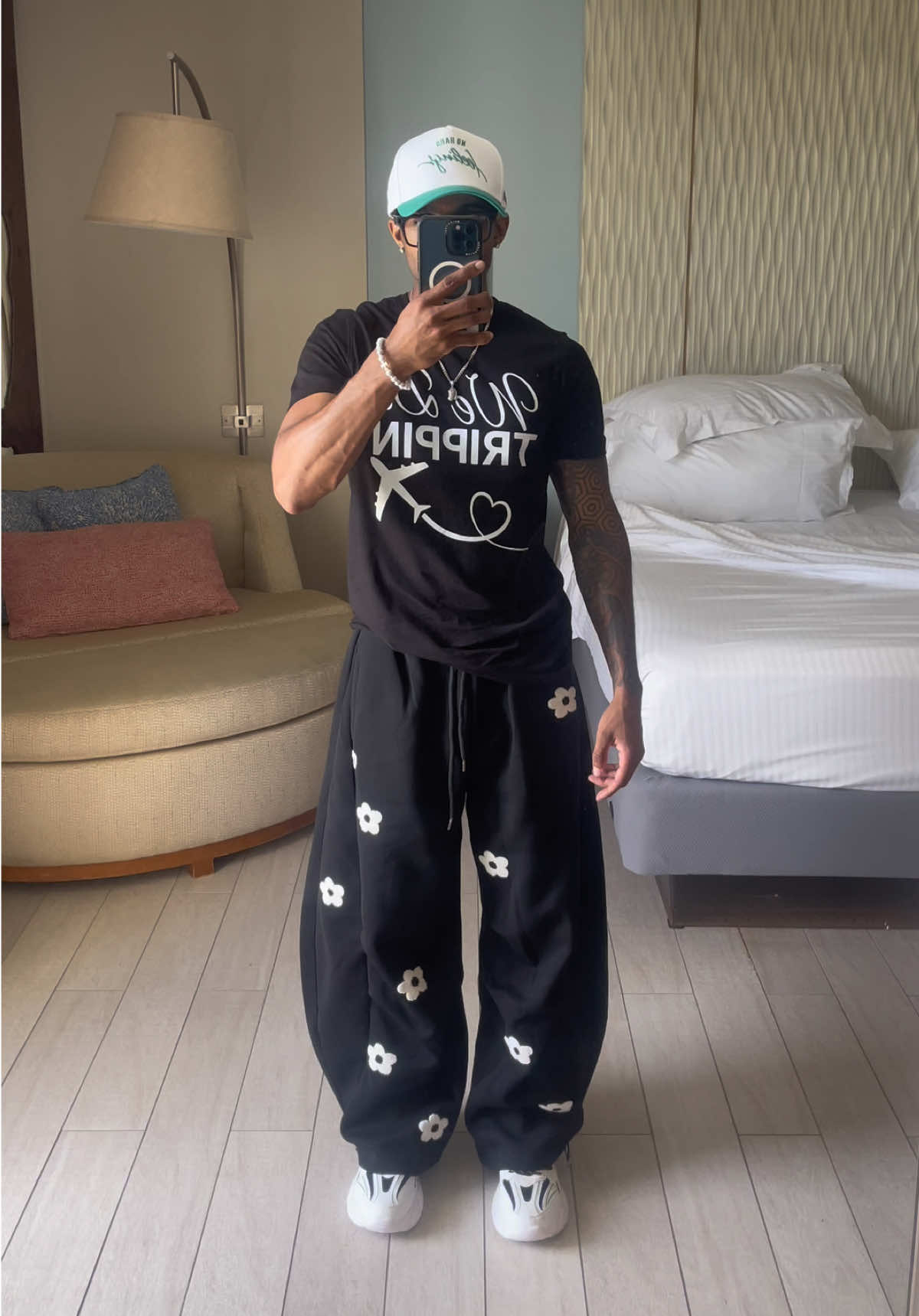 @Trel_levelup ☔️🏝️