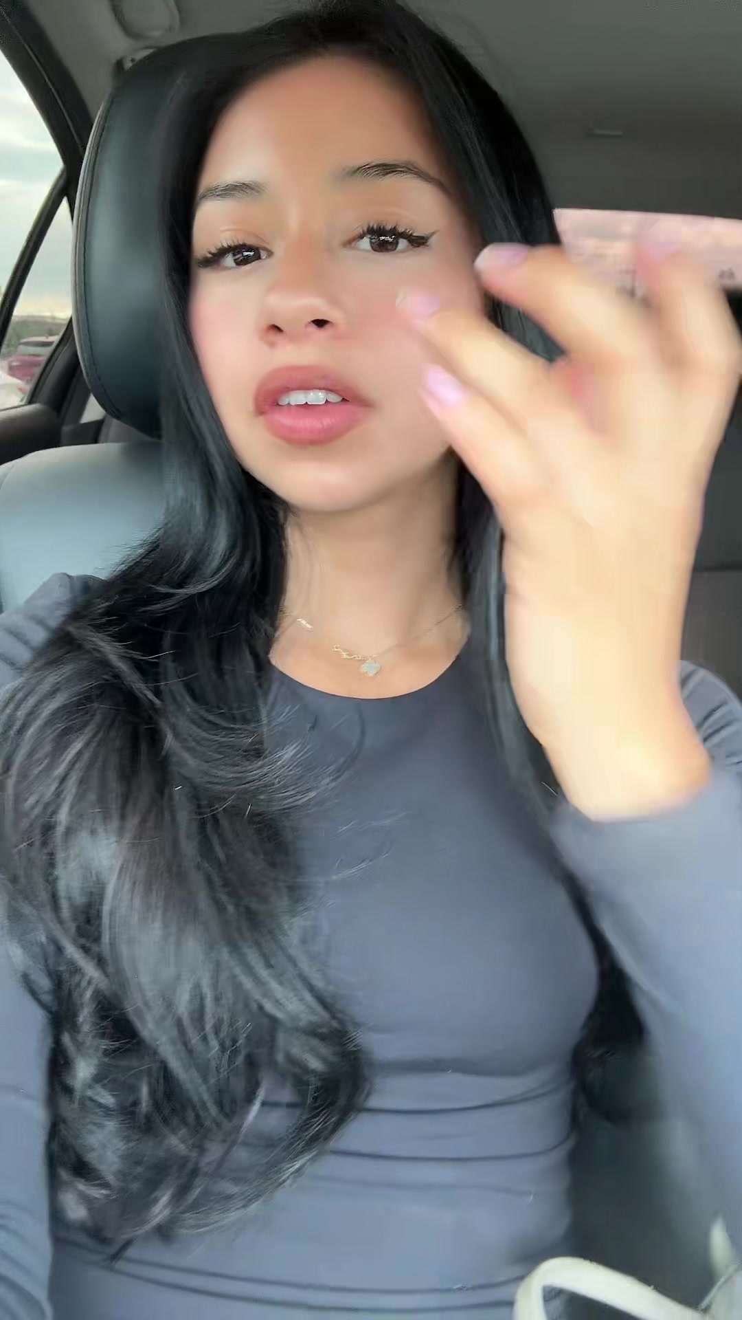 @katlistenstotheweekend