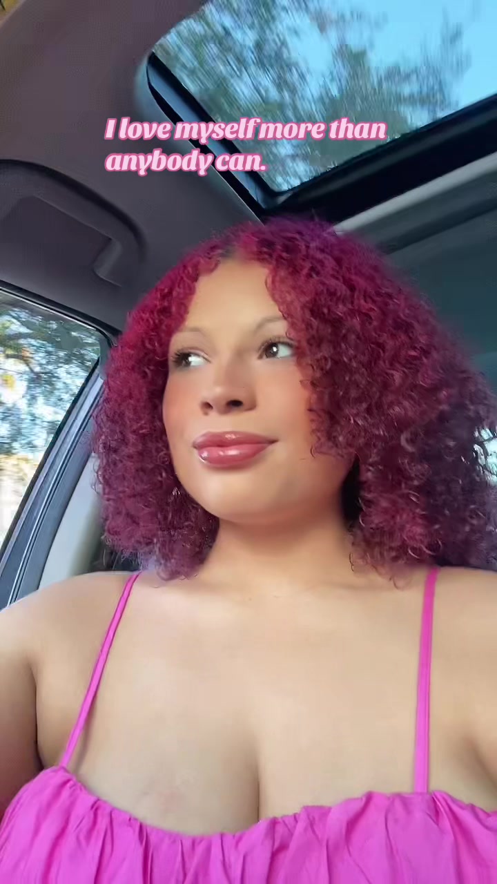 @VivianTheSharkSlayer