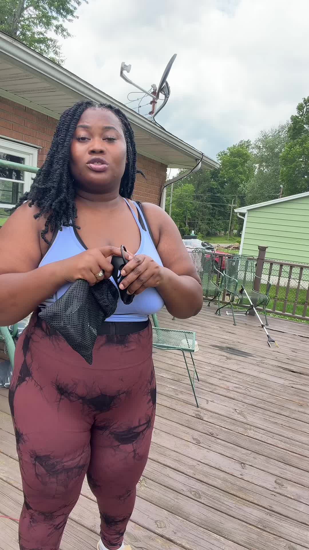 @Sashatobz