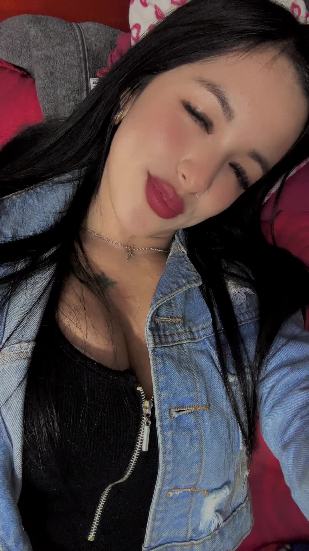 @Ladyy Venavides ๐ฆ๐