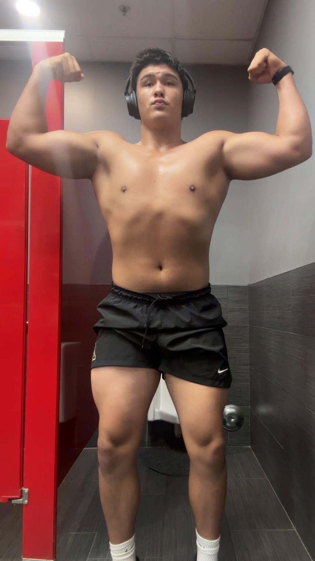@Adogisoverweight