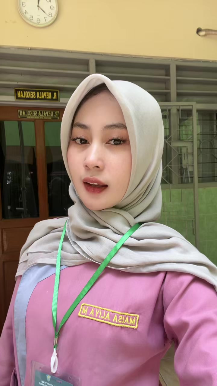 @عالية