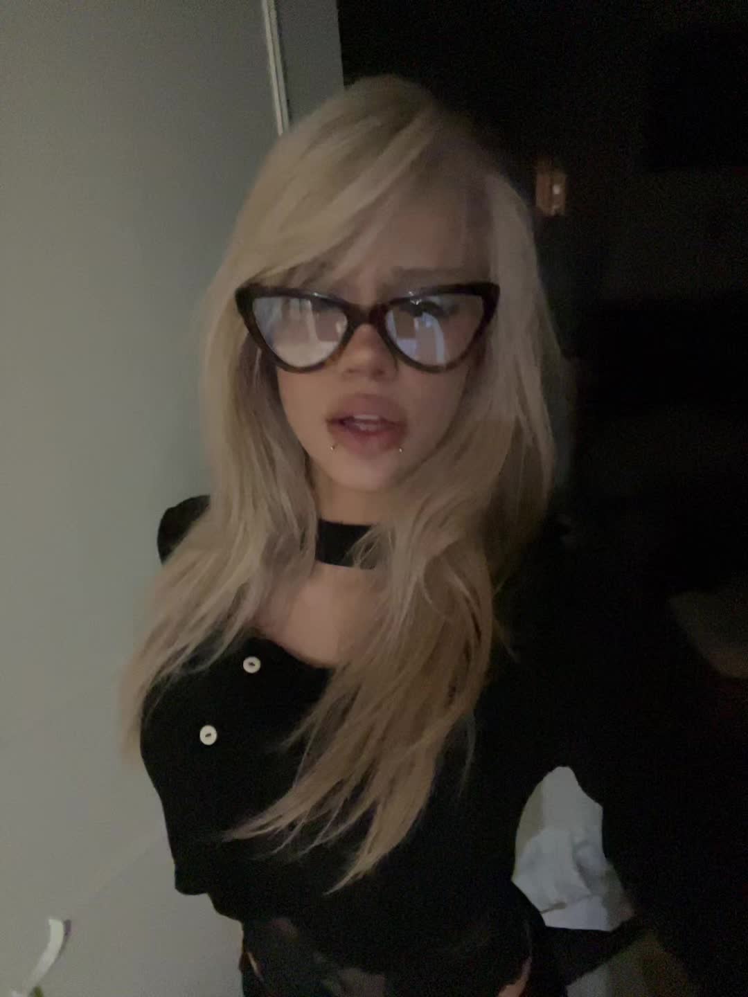 @cora.linn