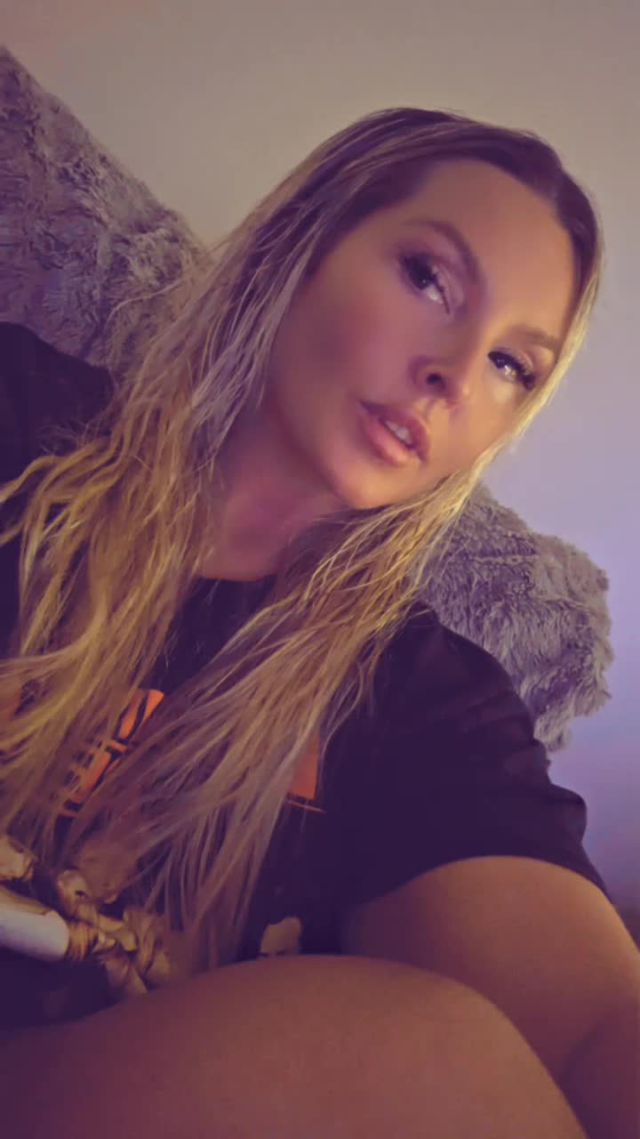 @Angela ๐