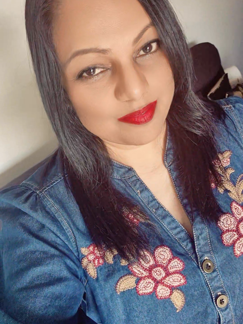 @♥️shadhna singh♥️