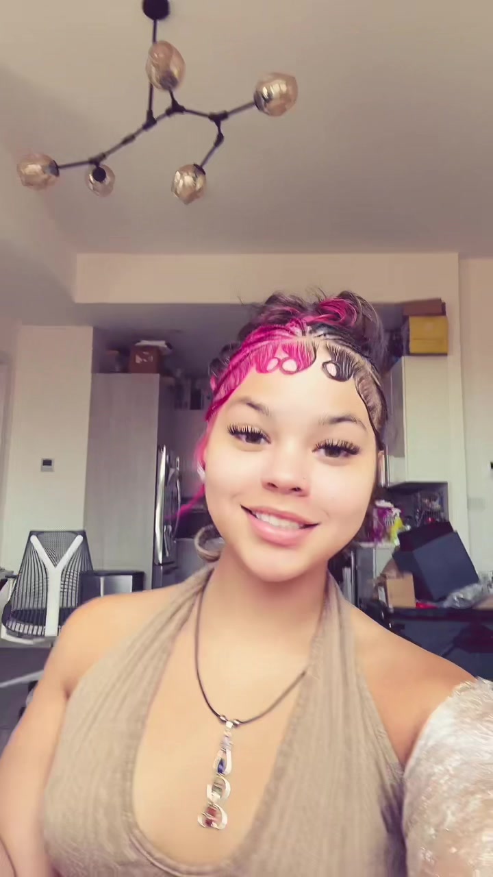 @priincessqueen324