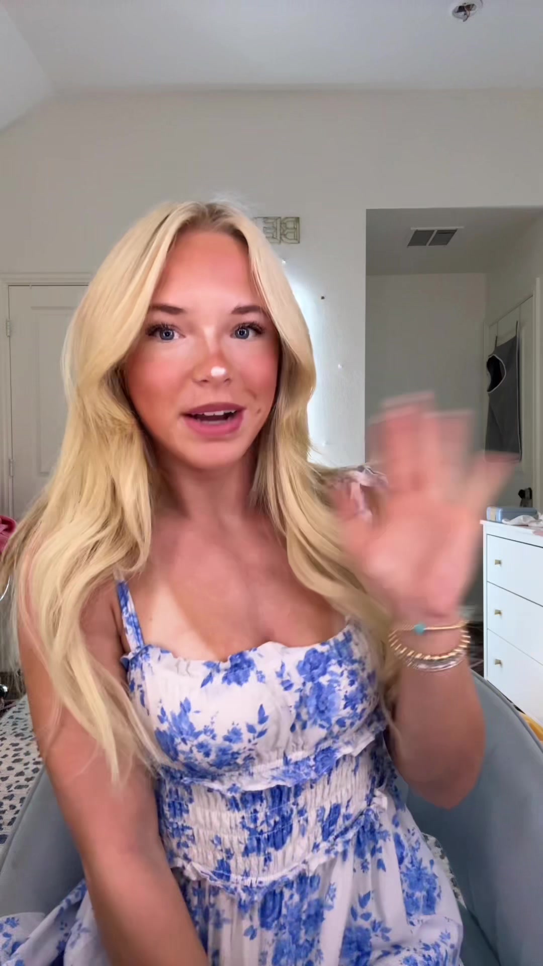 @avaamonroe