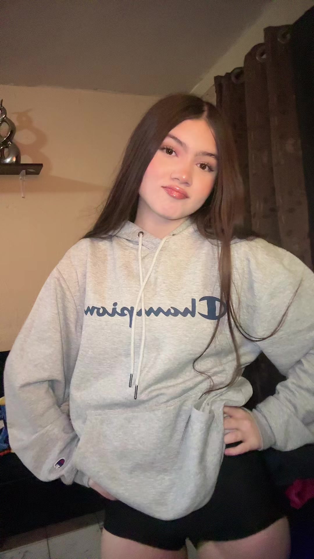 @<3