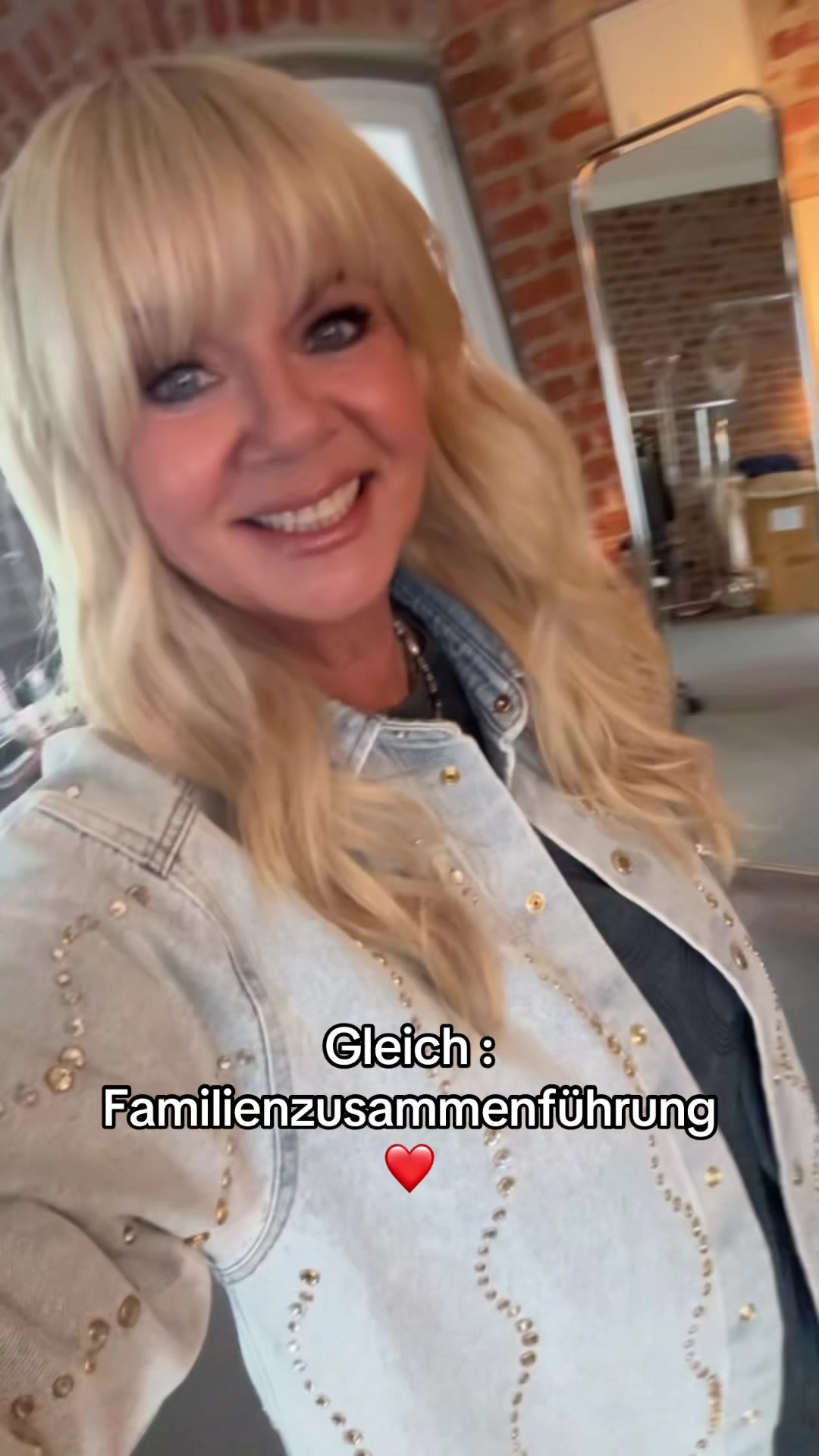 @Julia Leischik