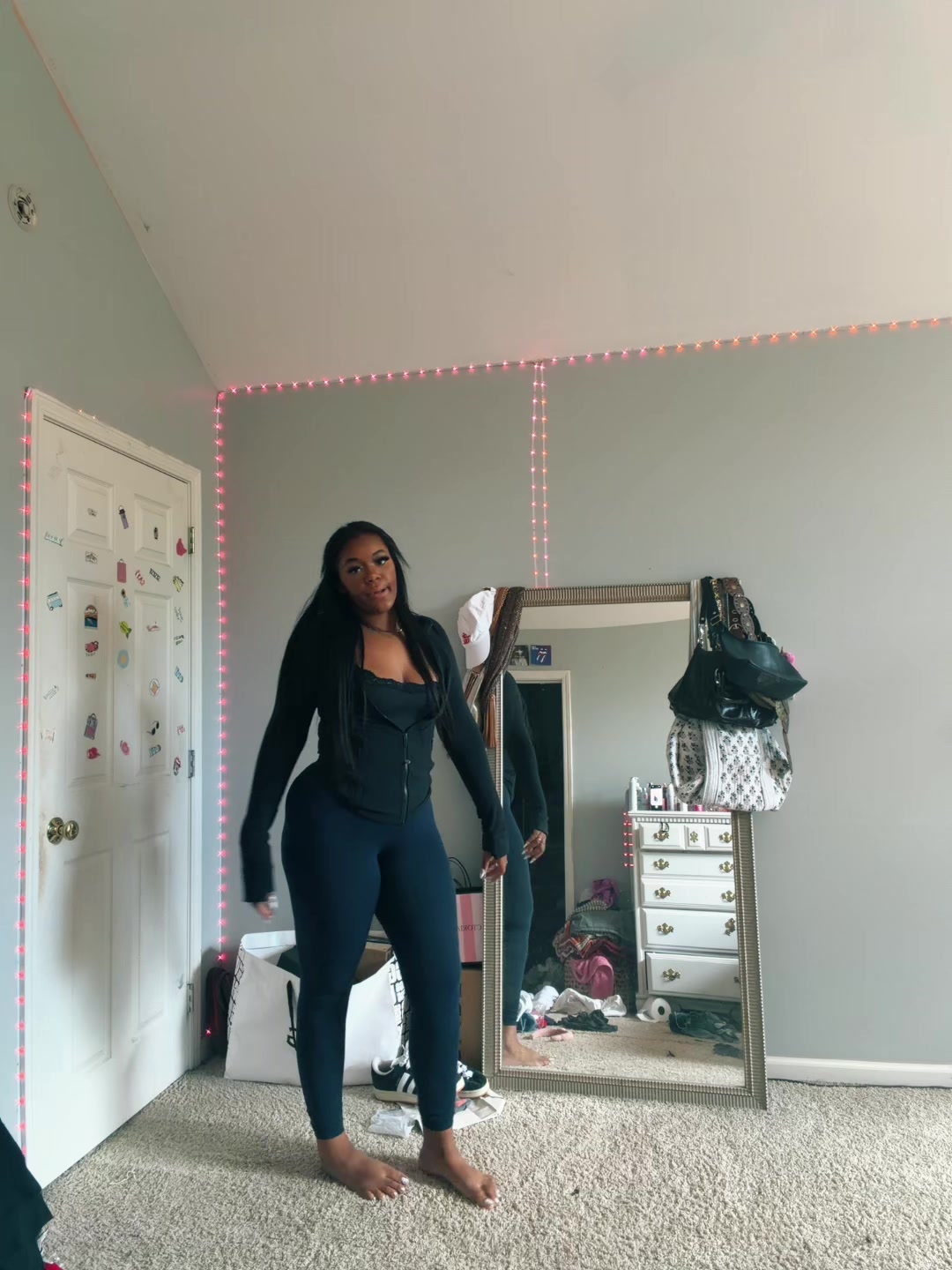 @samsam