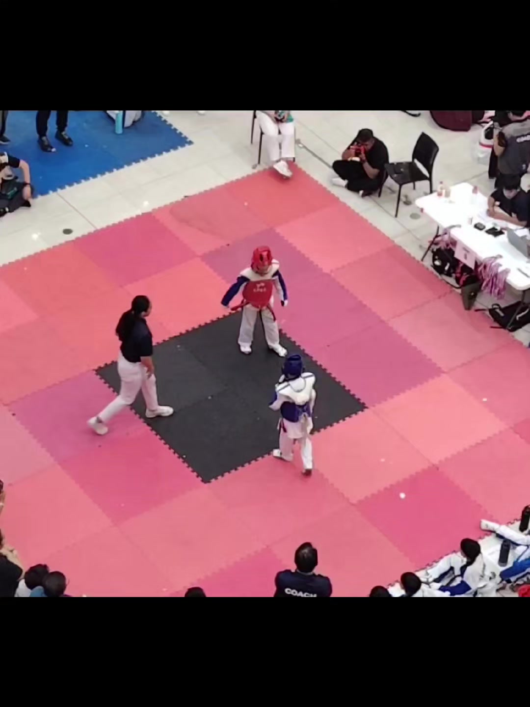 @IT'S KAIJU😝🥋