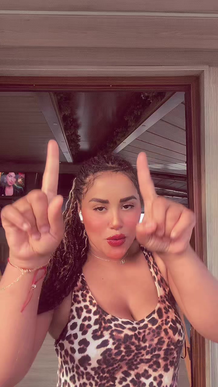 @Mouna🫶🏻💋