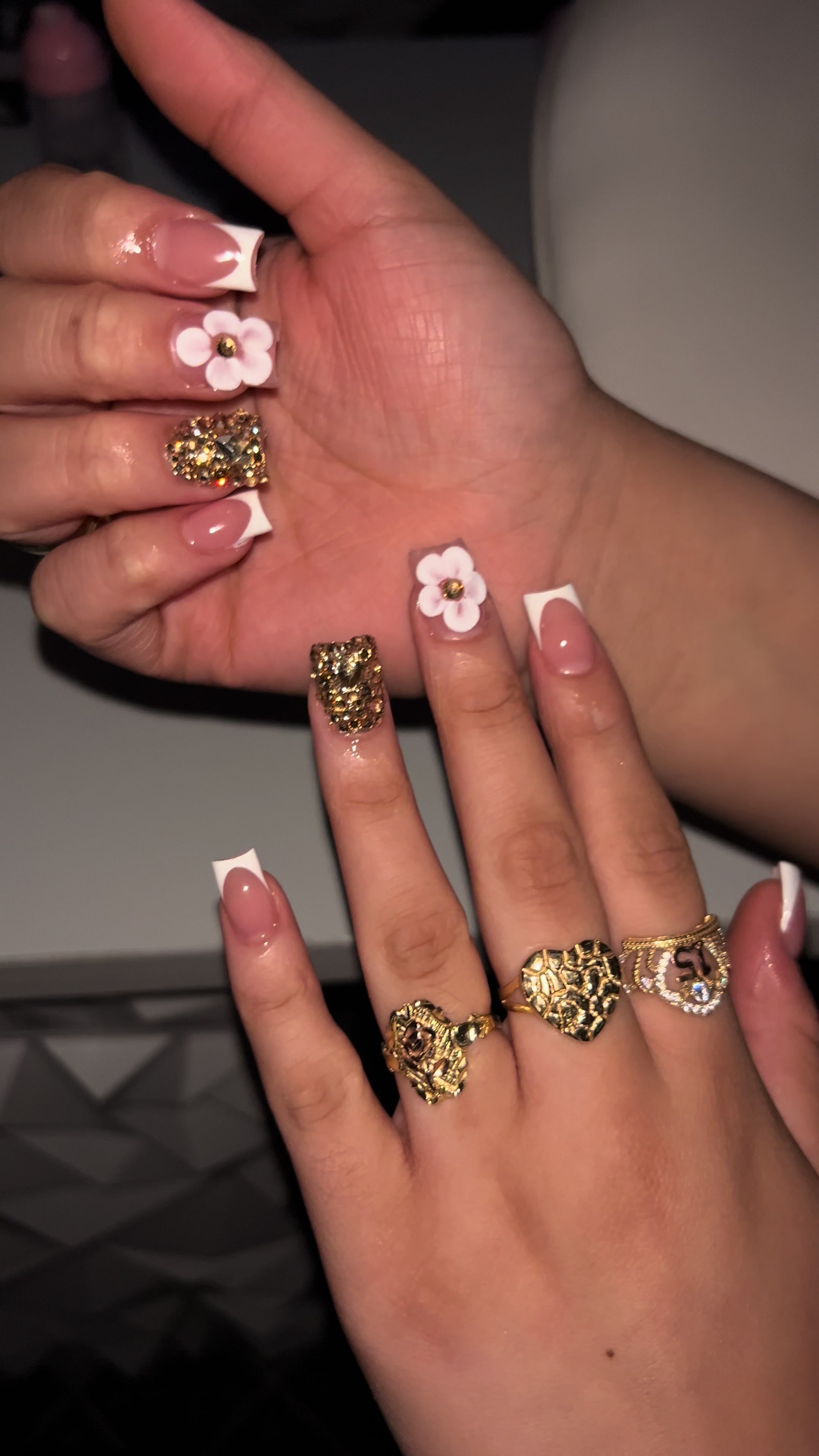 @Nails_Nicolesv