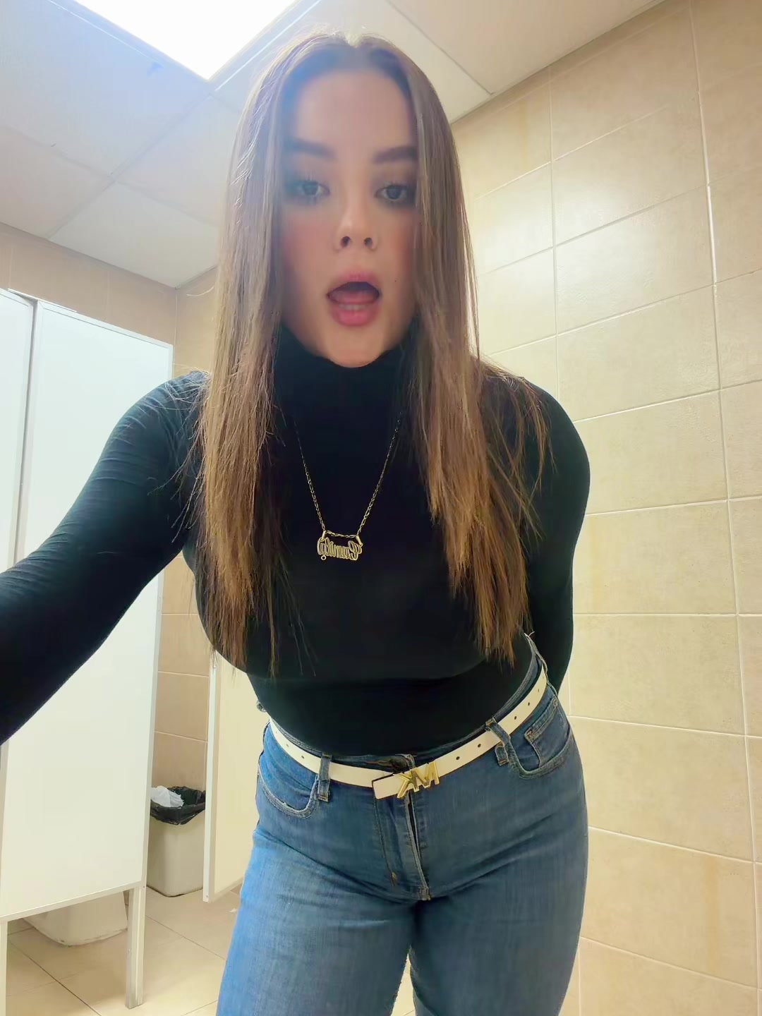 @Camila Carrillo