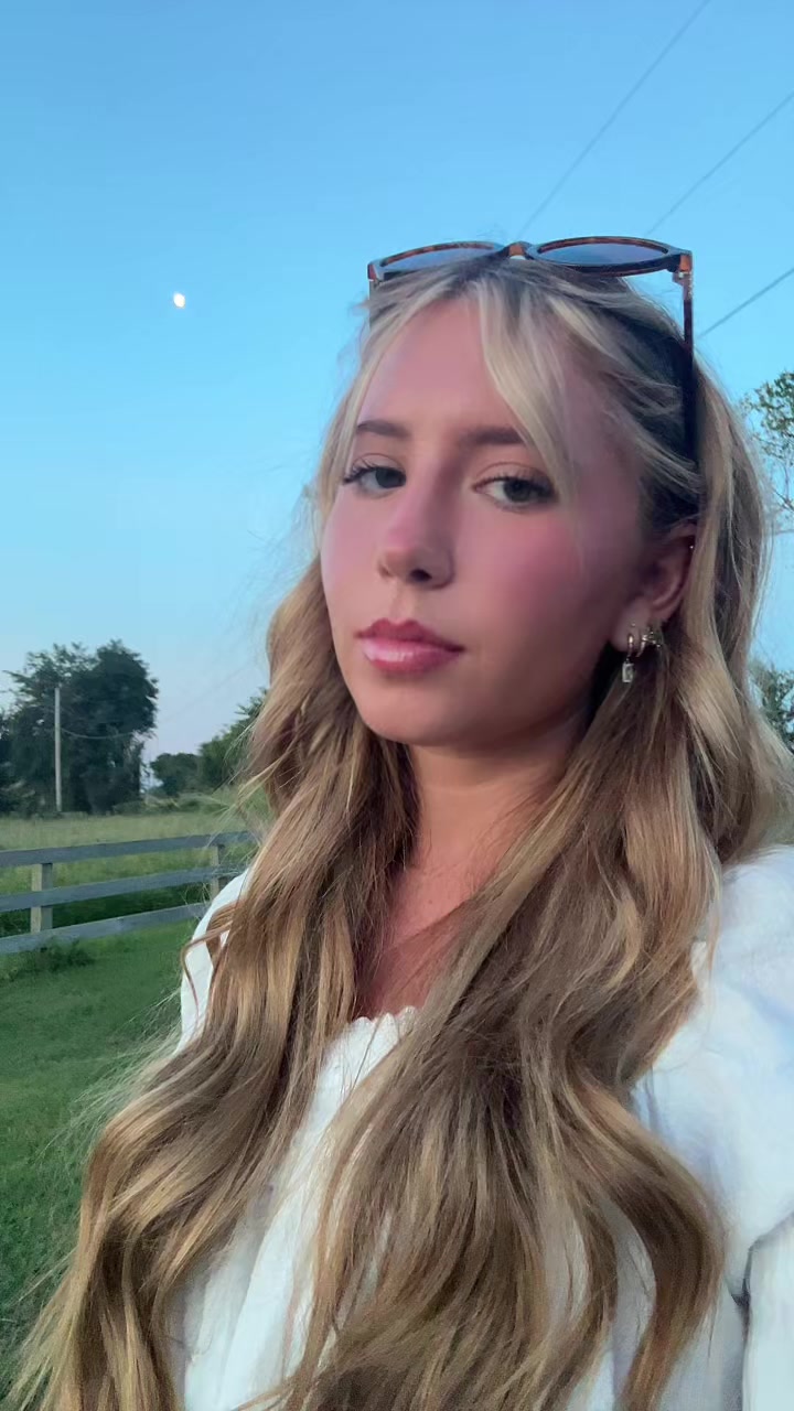 @emma elise ๐ฟ