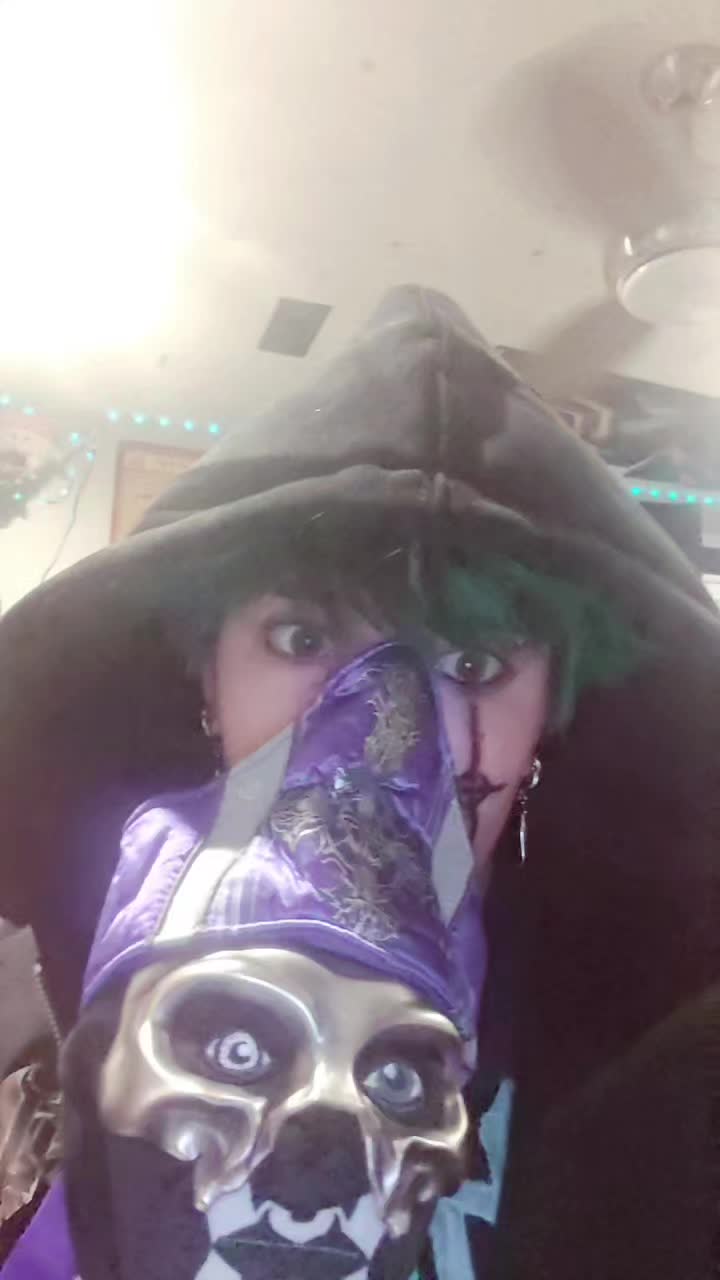 @🧟🧟🧟